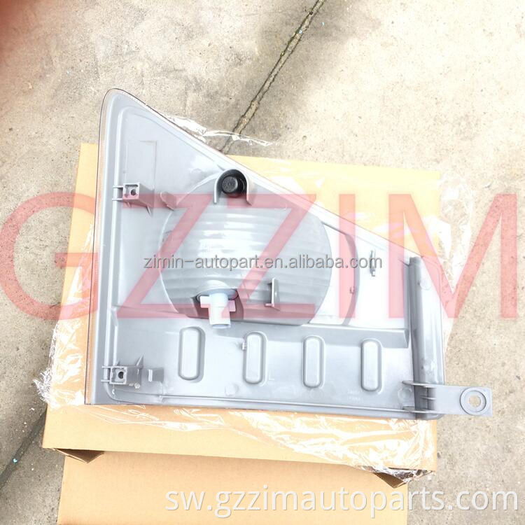 Sehemu za auto kona taa taa taa taa taa taa 700p NPR85 NKR85 AUTO CAR CORNER LAMP